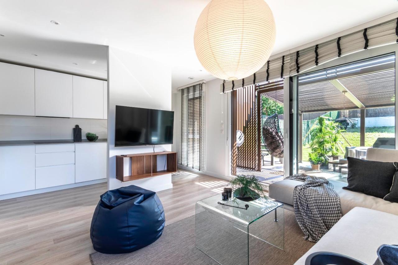 Akomodat En Precioso Y Moderno Con Jardin Y Parking Гечо Экстерьер фото
