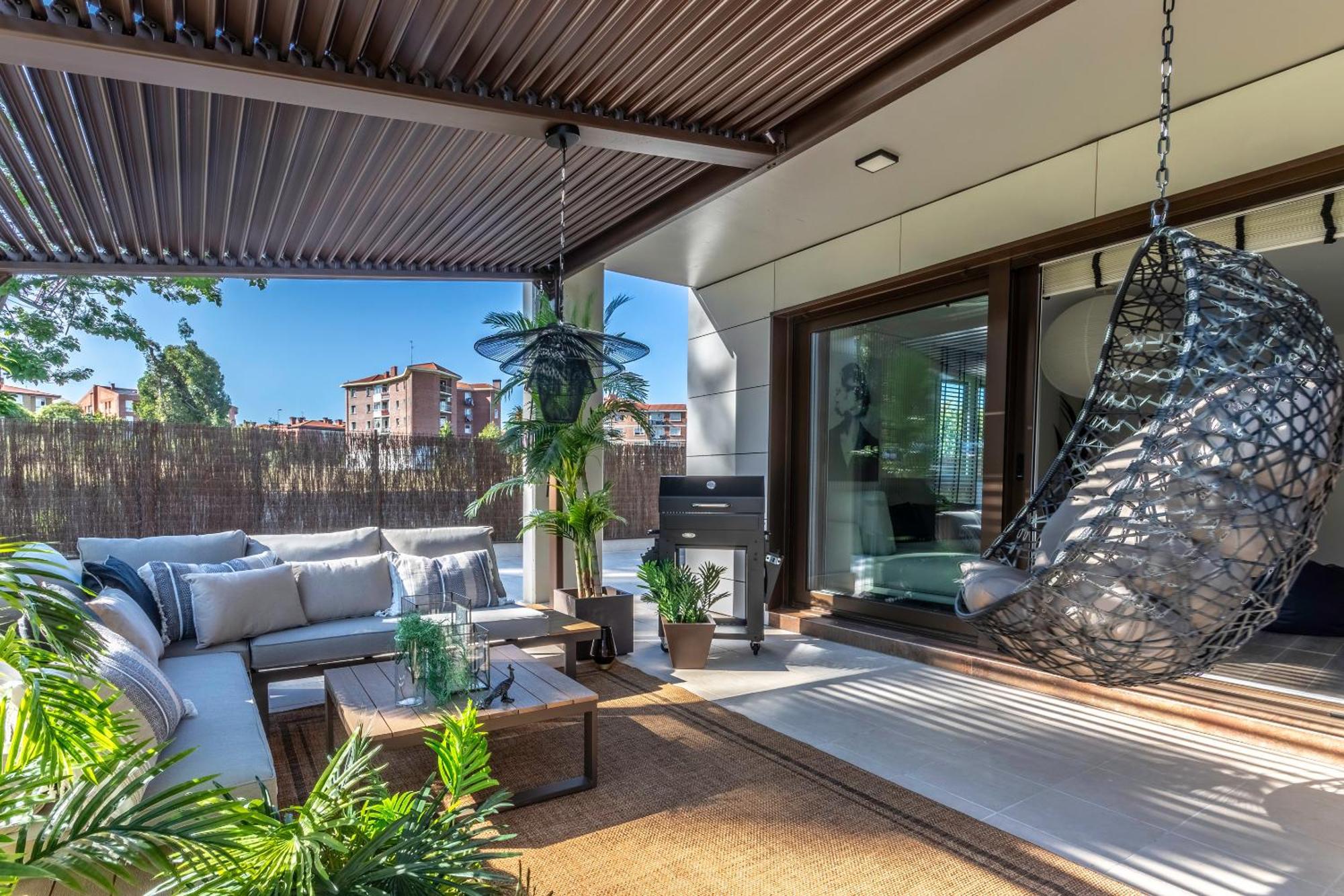 Akomodat En Precioso Y Moderno Con Jardin Y Parking Гечо Экстерьер фото